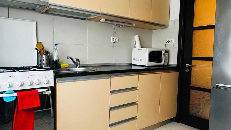 AP. 3 CAMERE TITAN, LOC PARCARE, BLOC REABILITAT, METROU 5 MINUTE - Poză 1