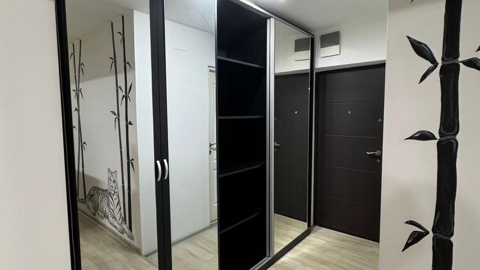Garsonieră de închiriat – Șos. București, etaj 4 (deasupra CEC Bank) - Poză 5