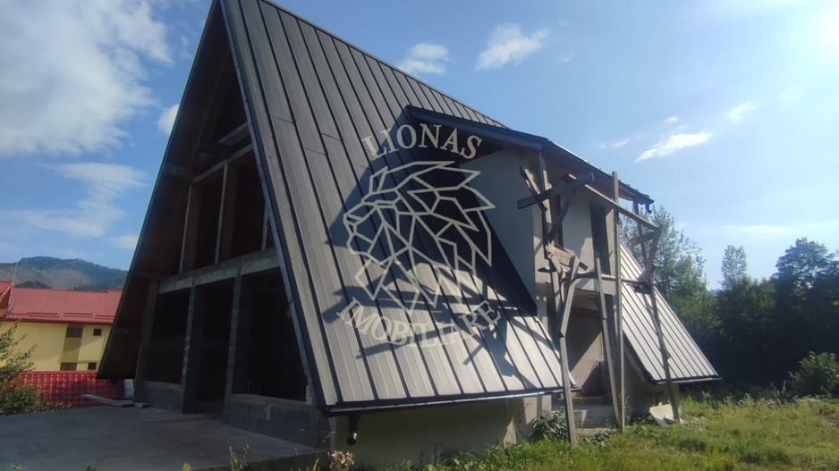 Cabana Finisata 160 mp -teren 4100 mp-Panorama spre Lac Colibita - Poză 1