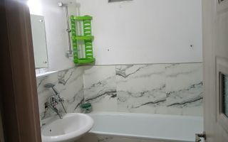 Apartament 2 camere 50 mp in zona Podu Ros - Poză 2