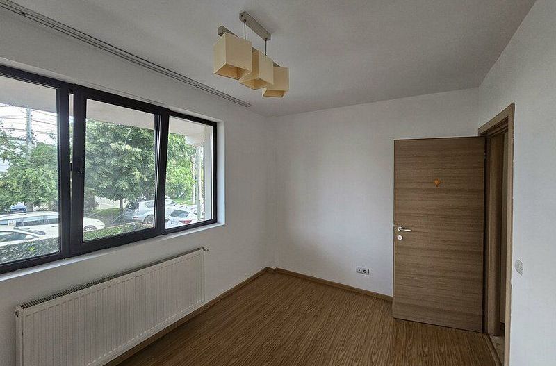 Apart 3 cam nemobilat + parcare - Poză 12