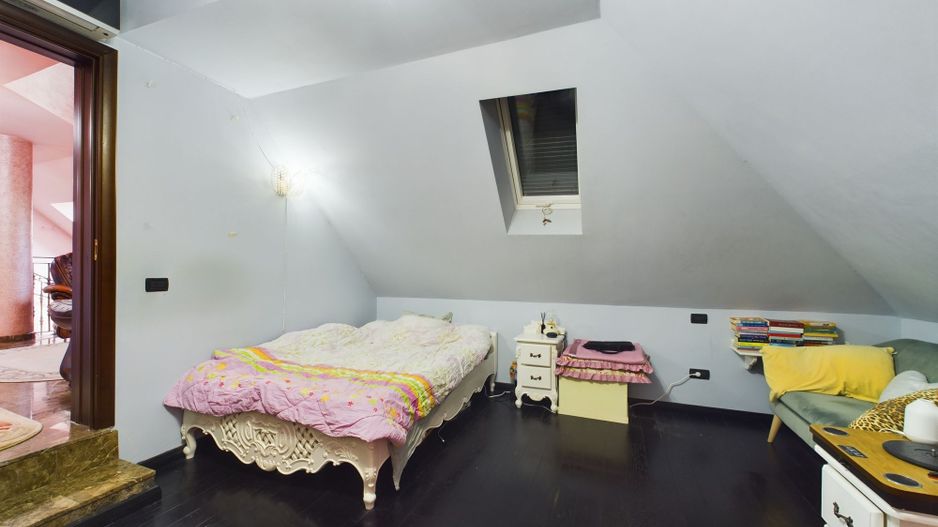 Casă individuală cu piscină în zona Ikea - Poză 14