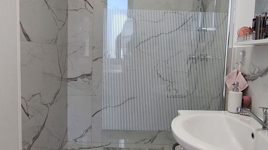 Casa individuala parter cu garaj - Dumbravita - Poză 12