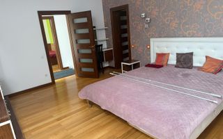 Casa individuala 5 camere zona centrala , 210 mp si garaj propriu! - Poză 5