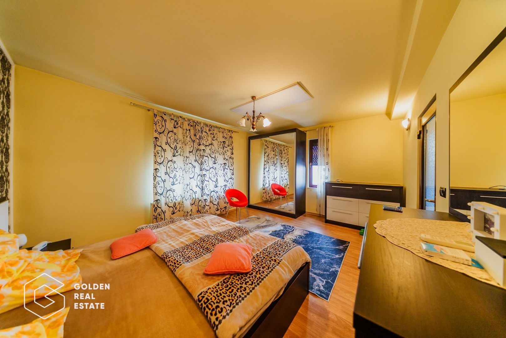 Vila de lux, D+P+E+M, Gradiste, la cheie, 300mp, 6 camere, teren 580mp - Poză 8
