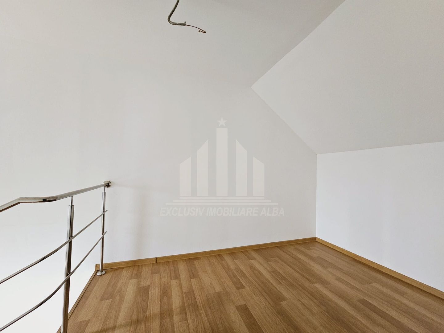 Apartament 3 camere | Scara interioara | 120 mp | Garaj | Alba-Micesti - Poză 6