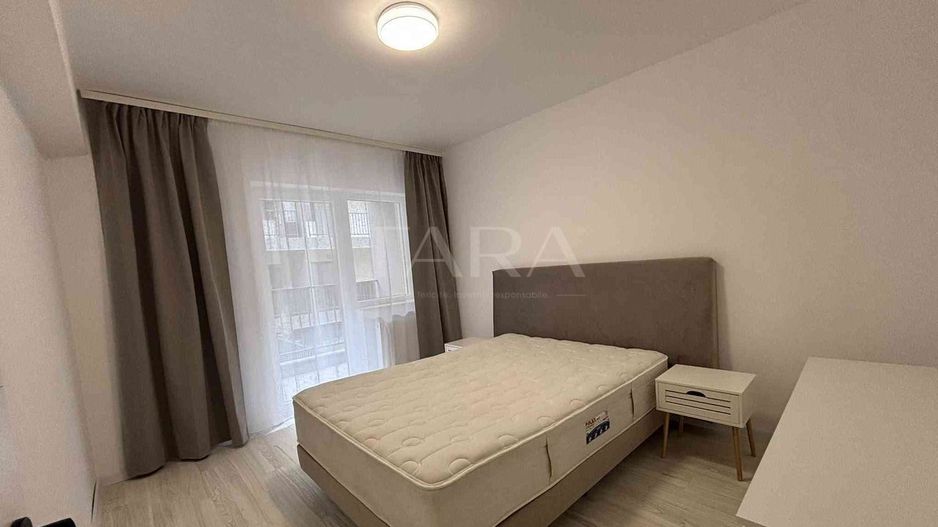 Apartament 2 camere, zona Terra, Florești, dressing, balcon 9 mp. - Poză 9