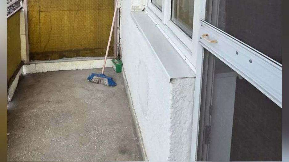 BRASADAS vinde ap 1 cam pe Careiului la etajul ⅕ - Poză 4