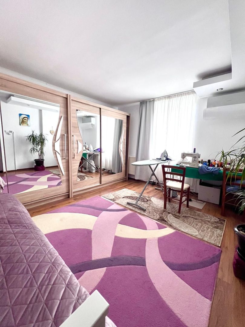 Apartament cu curte 2 camere - Mehala - Poză 1