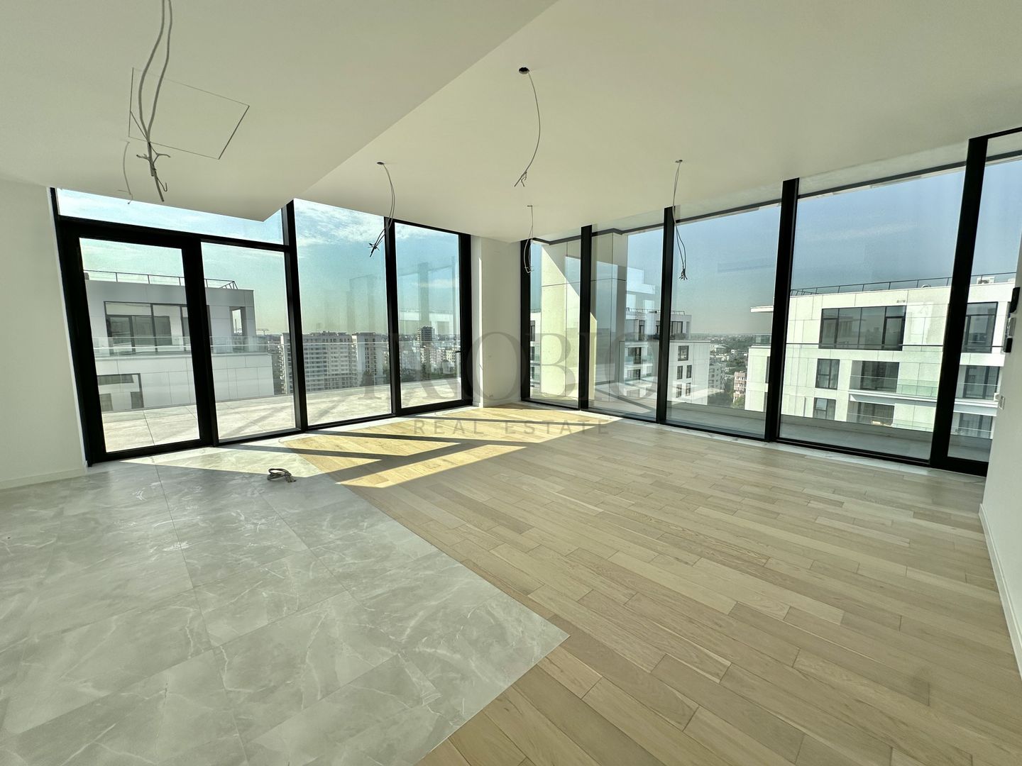 Penthouse 4 Camere | One Cotroceni Towers - Poză 1