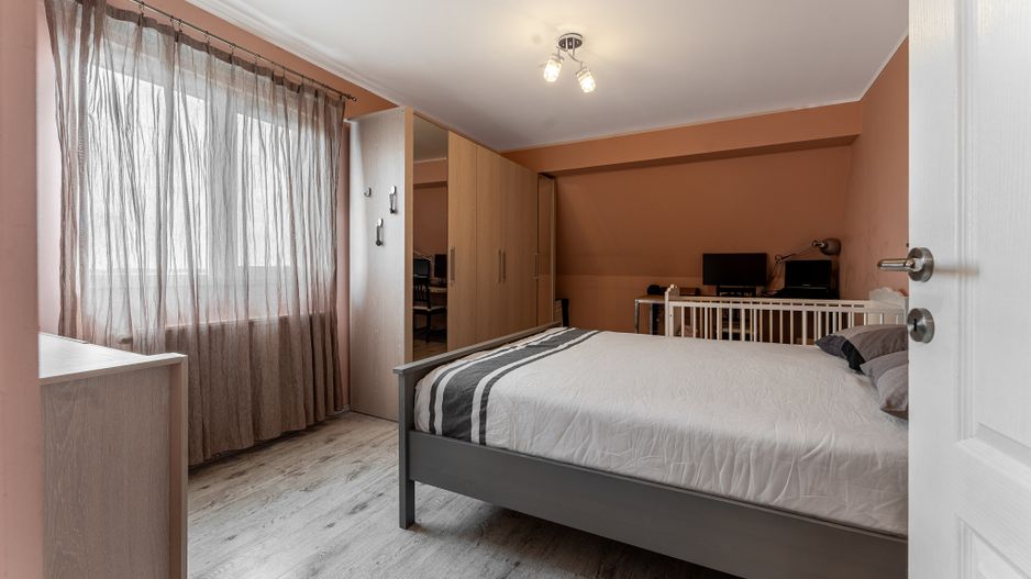 Duplex luminos | Orientare Sud | Centrală proprie | Apărătorii Patriei - Poză 2