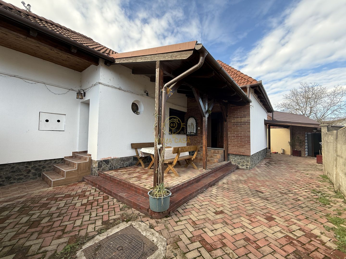 De Vanzare 2 Case In Curte Titulescu/Strada Crinului Teren 550MP - Poză 2