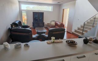 Vilă duplex modernă | Tunari | Strada 1 Decembrie | renovată integral - Poză 6