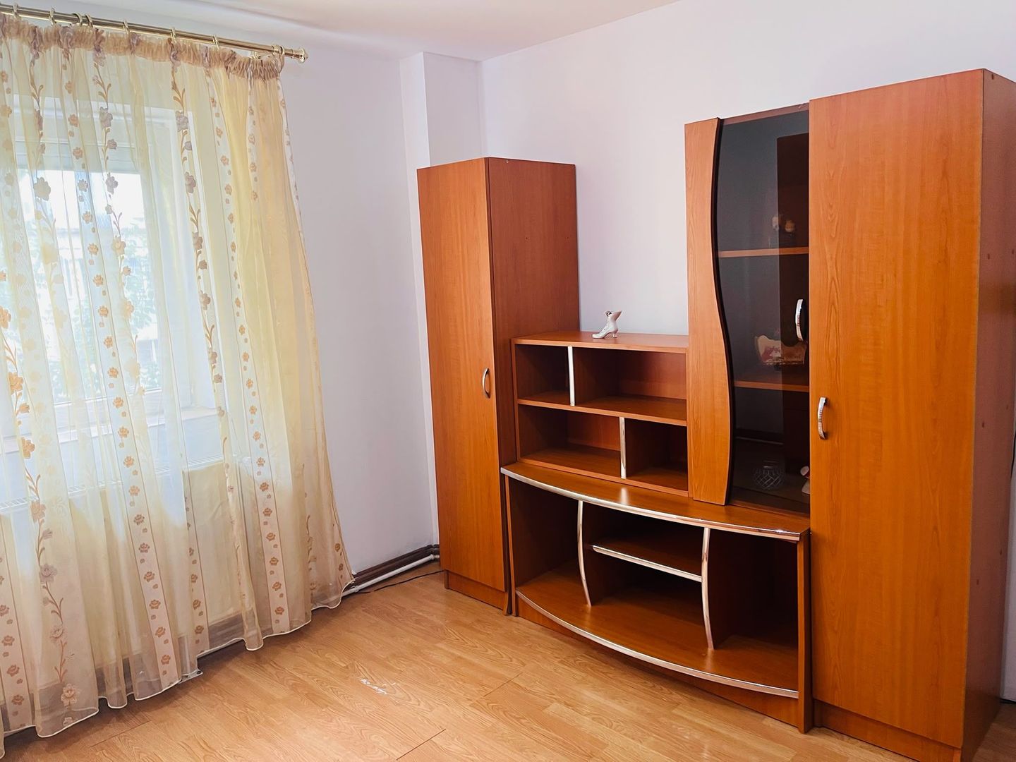 Confort inteligent! Apartament transformat in 3 camere, zona 1 Mai - Poză 19