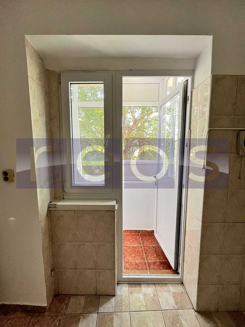 VANZARE GARSONIERA | DECOMANDATA | ZONA BABA NOVAC - Poză 5
