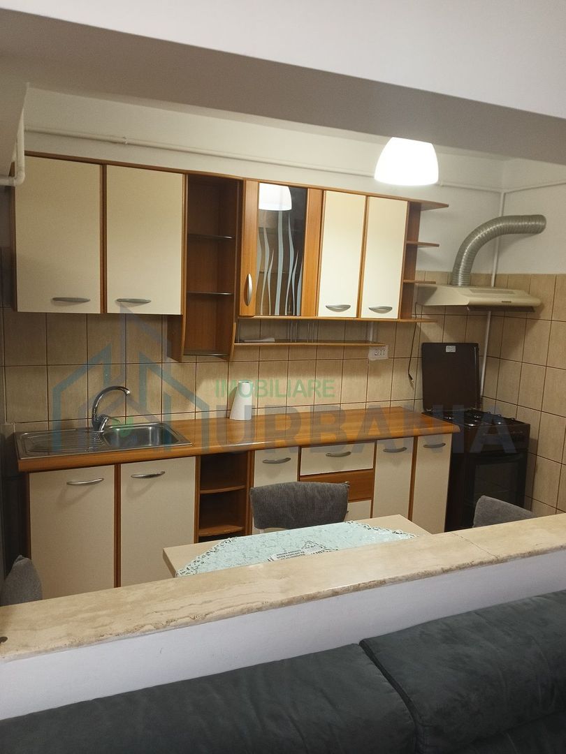 Închiriez apartament 2 camere - Poză 4