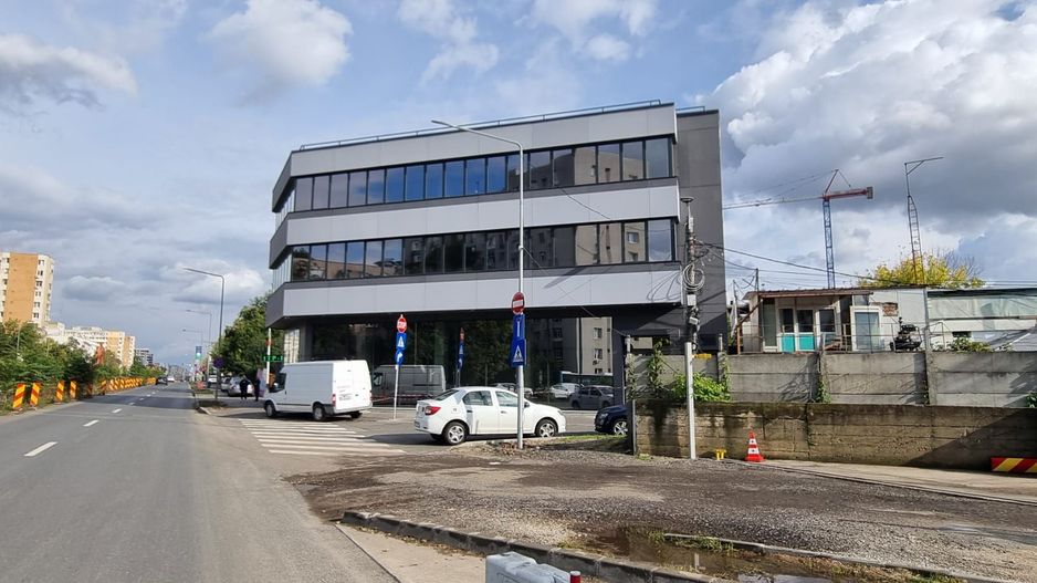 Spațiu Versatil 555 mp – Clinici, Birouri, Fitness - Poză 13