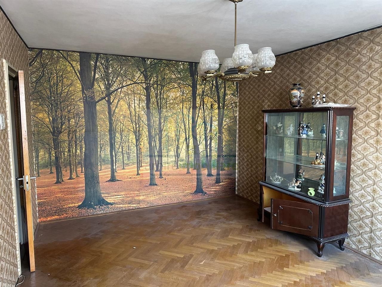 Apartament 3 camere  decomandat etajul 3 din 4 bloc anvelopat - Poză 4