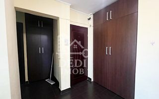 Apartament 3 camere de vanzare in zona Rogerius, Oradea - Poză 3