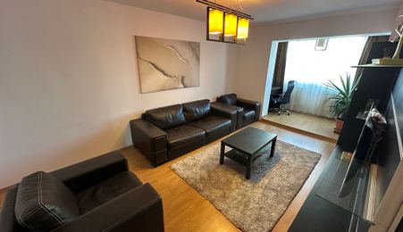 Apartament cu 3 camere, 90mp, decomandat, Zona EON