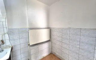 Casa de vanzare pretabila locuinta sau afacere | 13 Septembrie - Poză 13