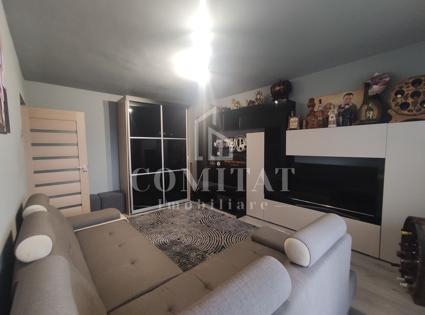 Apartament cu 2 camere decomandate | Zona Aurel Vlaicu - Poză 1