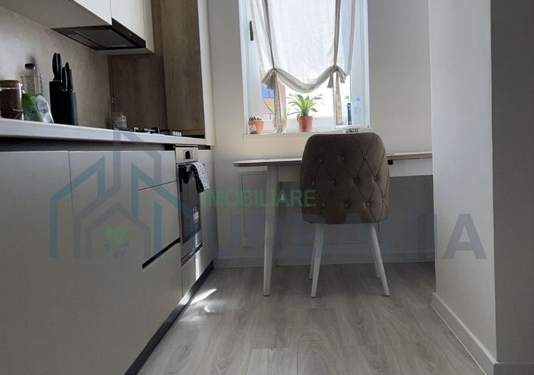 vand Apartament 2 cam D, Visoianu(han), blocuri turn - Poză 8