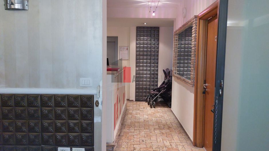 Apartamentul "COTHROM",  Piata Unirii-Mitropolie, bloc nou 2010 - Poză 6