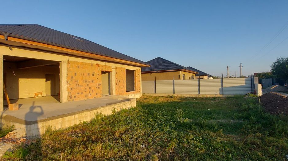 Casă cu 4 camere | Periș | 105 mp utili + terasă generoasă - Poză 1