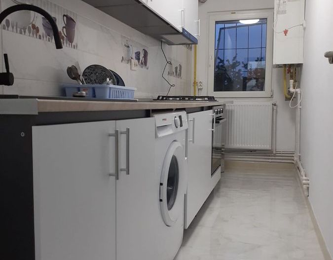 GARSONIERA MODERNA RENOVATA MOBILATA SI UTILATA BLOC 1982 - Poză 10