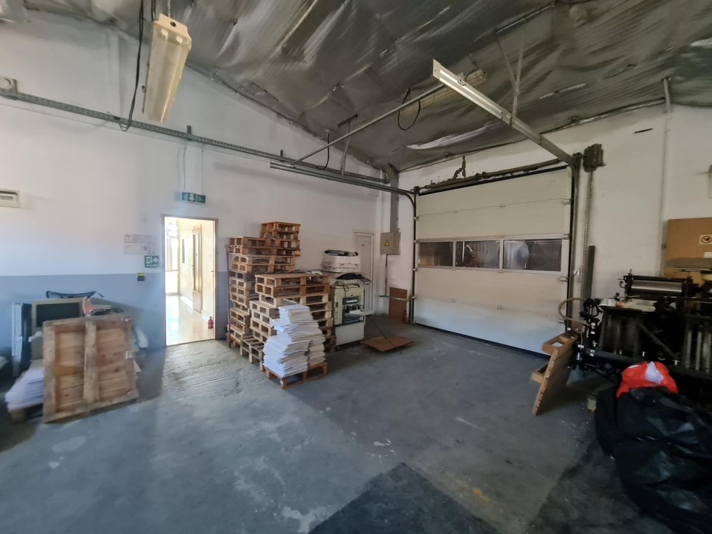 Spațiu de Închiriat – Showroom, Depozitare + Birouri – Cumpăna - Poză 7