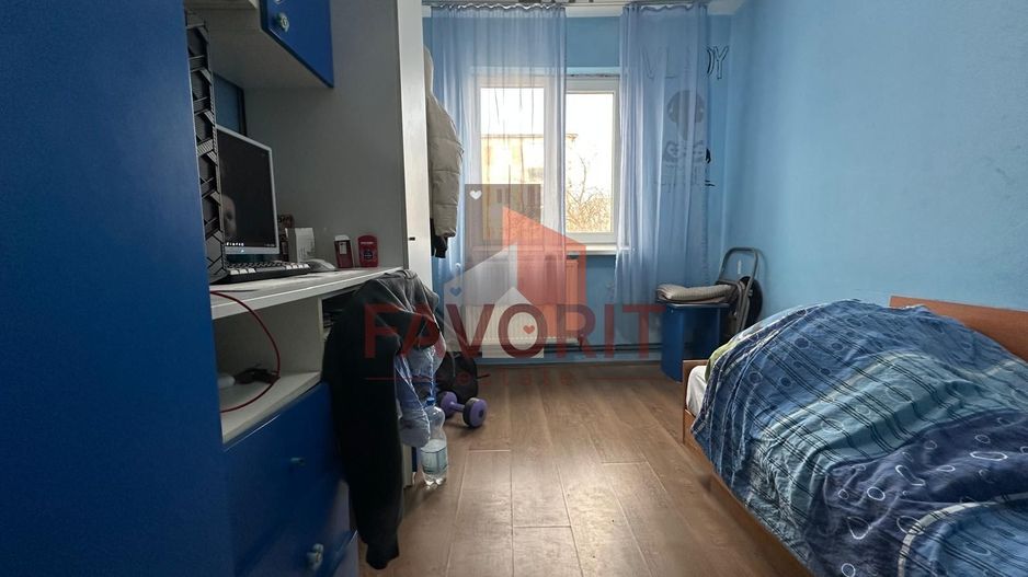 4 camere | etaj intermediar | centrala proprie | mobilat si utilat | boxa | - Poză 10