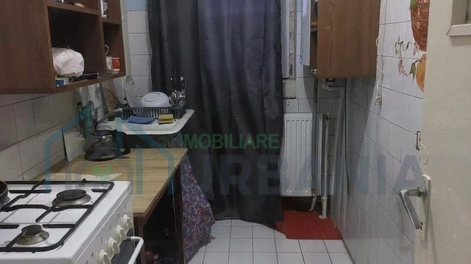 Apartament decomandat cu 3 camere, etaj 10, zona Mircea cel Bătrân, Iași - Poză 4