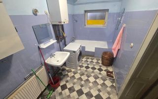 Casa 3 camere de inchiriat zona 3 Stejari - Poză 9