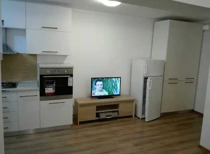 Apartament cu 2 camere- ultracentral - Poză 1