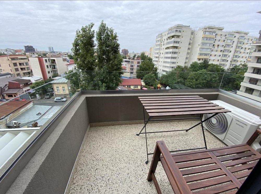 Apartament 2 camere Stefan cel Mare complex C-entral - Poză 4
