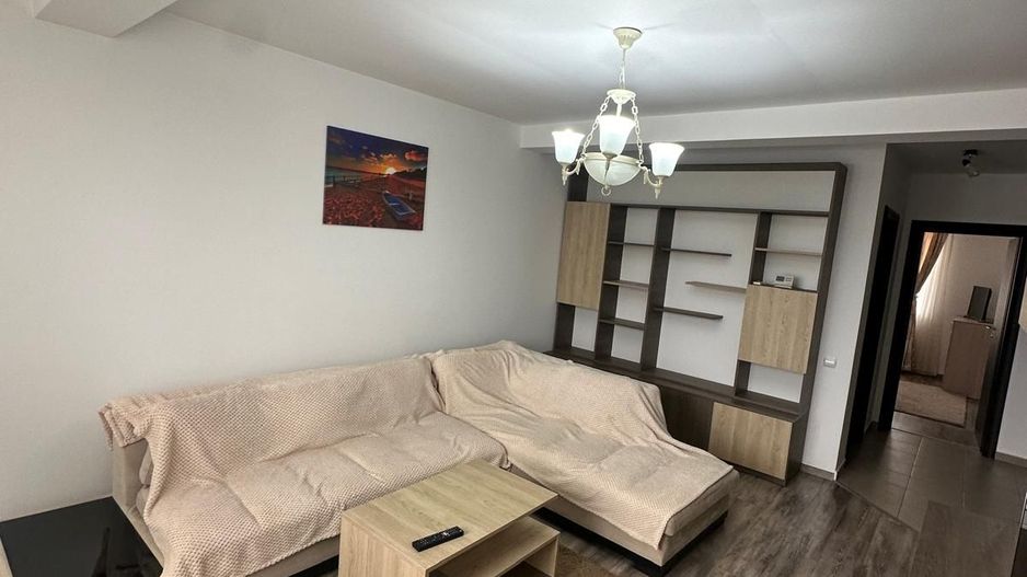 Agentie- Oferim spre inchiriere apartament cu 3 camere decomandat - Poză 10