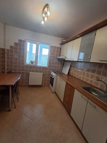 AP. 3 CAMERE - EROII REVOLUTIEI, BUCATARIE INCHISA, METROU 6 MIN - Poză 4