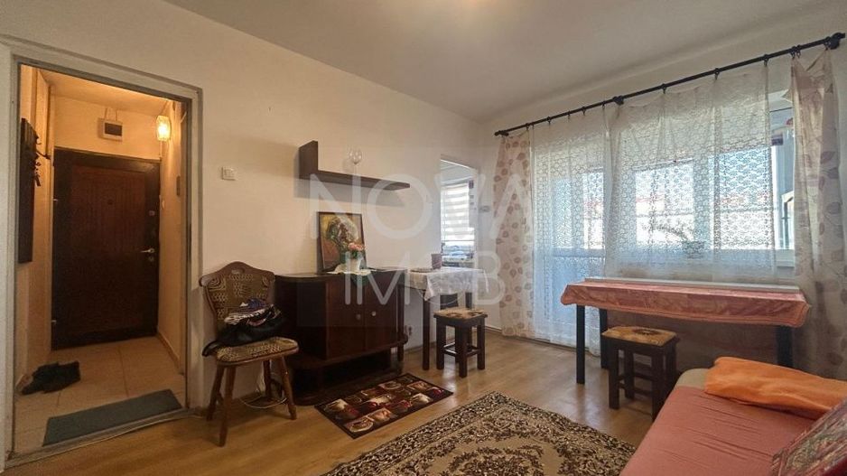 Garsoniera de inchiriat Valea Aurie - Poză 2