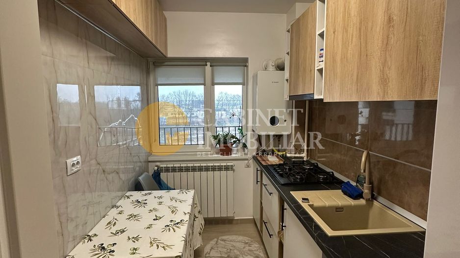 TATARASI - BLOC NOU INTABULAT - ETAJ INTERMEDIAR - MOBILAT SI UTILAT - Poză 4