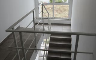 Bloc nou. Zona Buziasului . Langa Continental - Poză 14