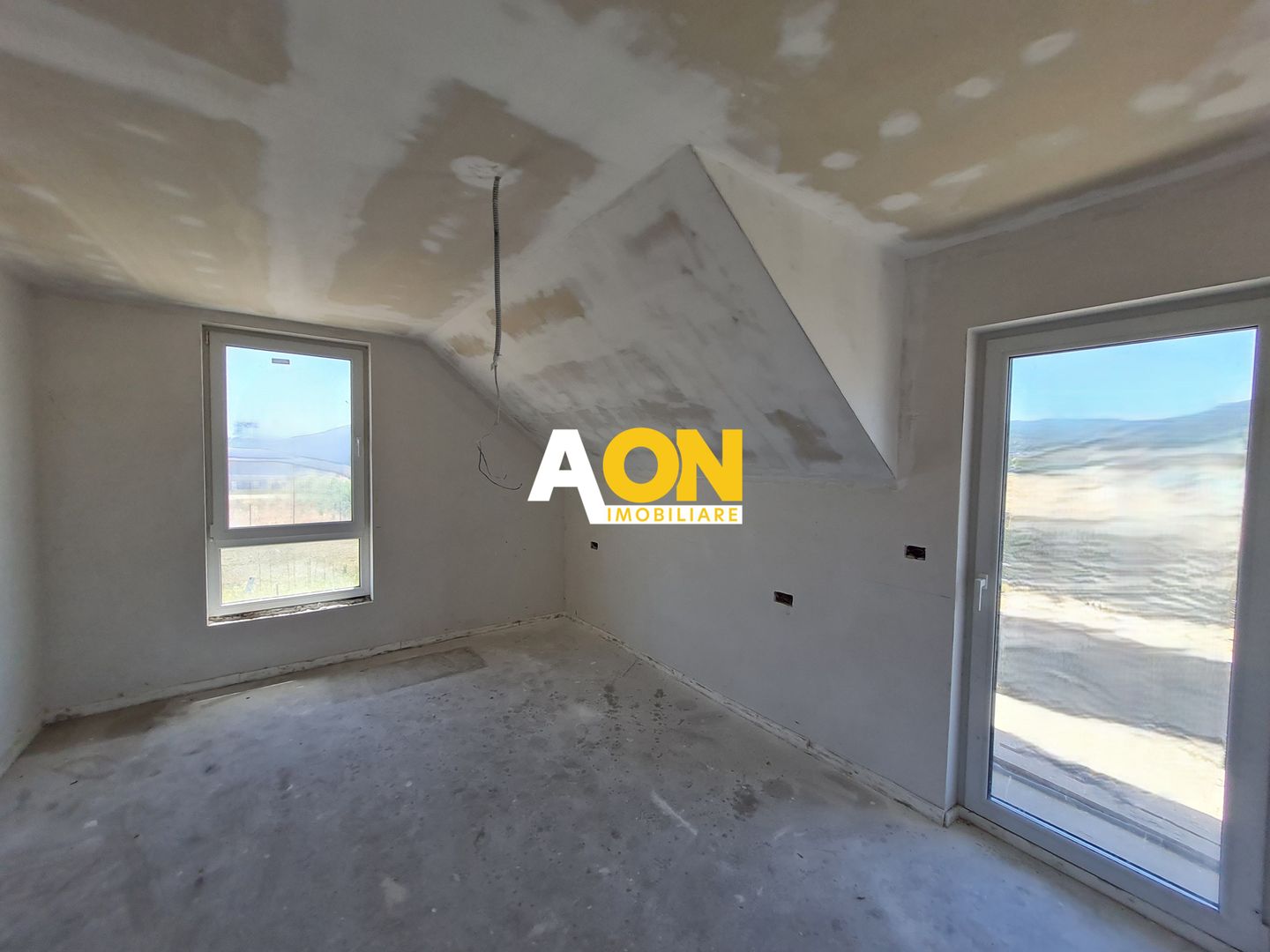 Casa 4 Camere, 138 mp, P+M, Teren 400 mp, Toate Utilitatile, Micesti - Poză 13