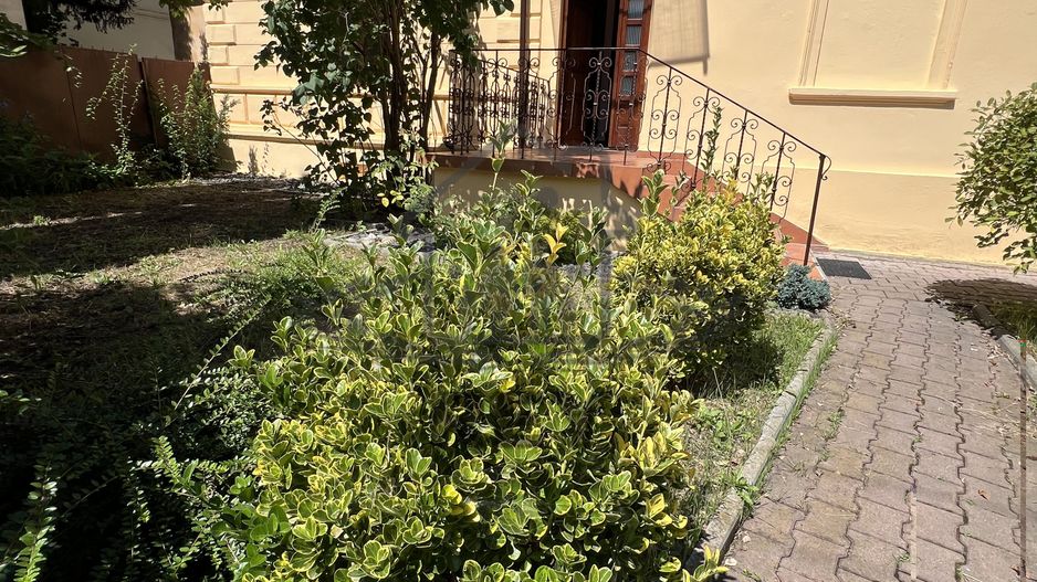 Spațiu de birou Parter 4 camere/120 mpu, curte proprie/parcare - Poză 11