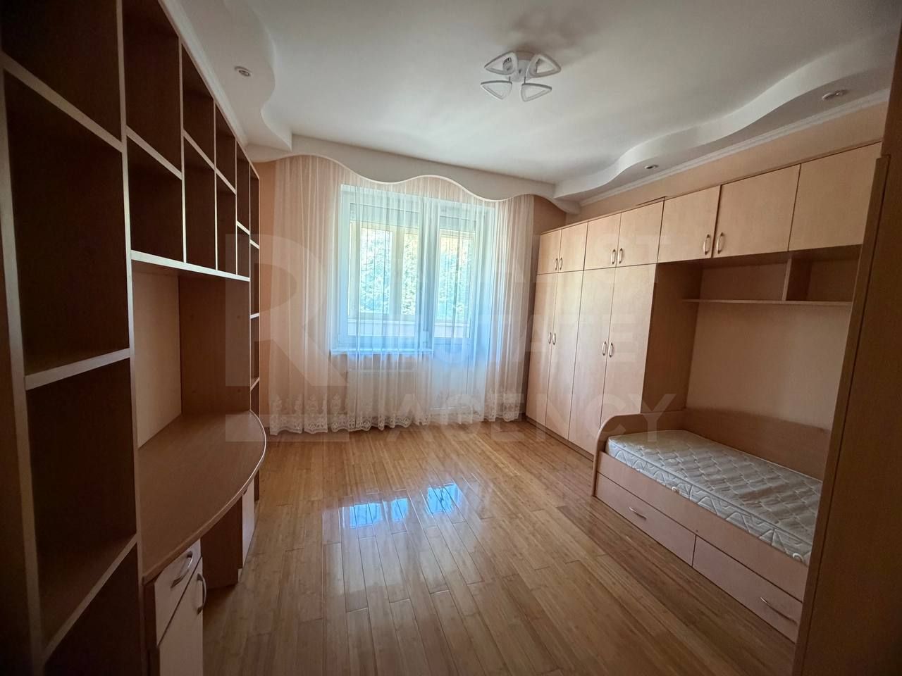 Chirie, apartament, 3 camere, Strada Nicolae Costin, Buiucani - Poză 12