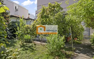Langa Metrou, curte proprie 200mp, Garaj, 3 camere, centrala, pet friendly - Poză 20