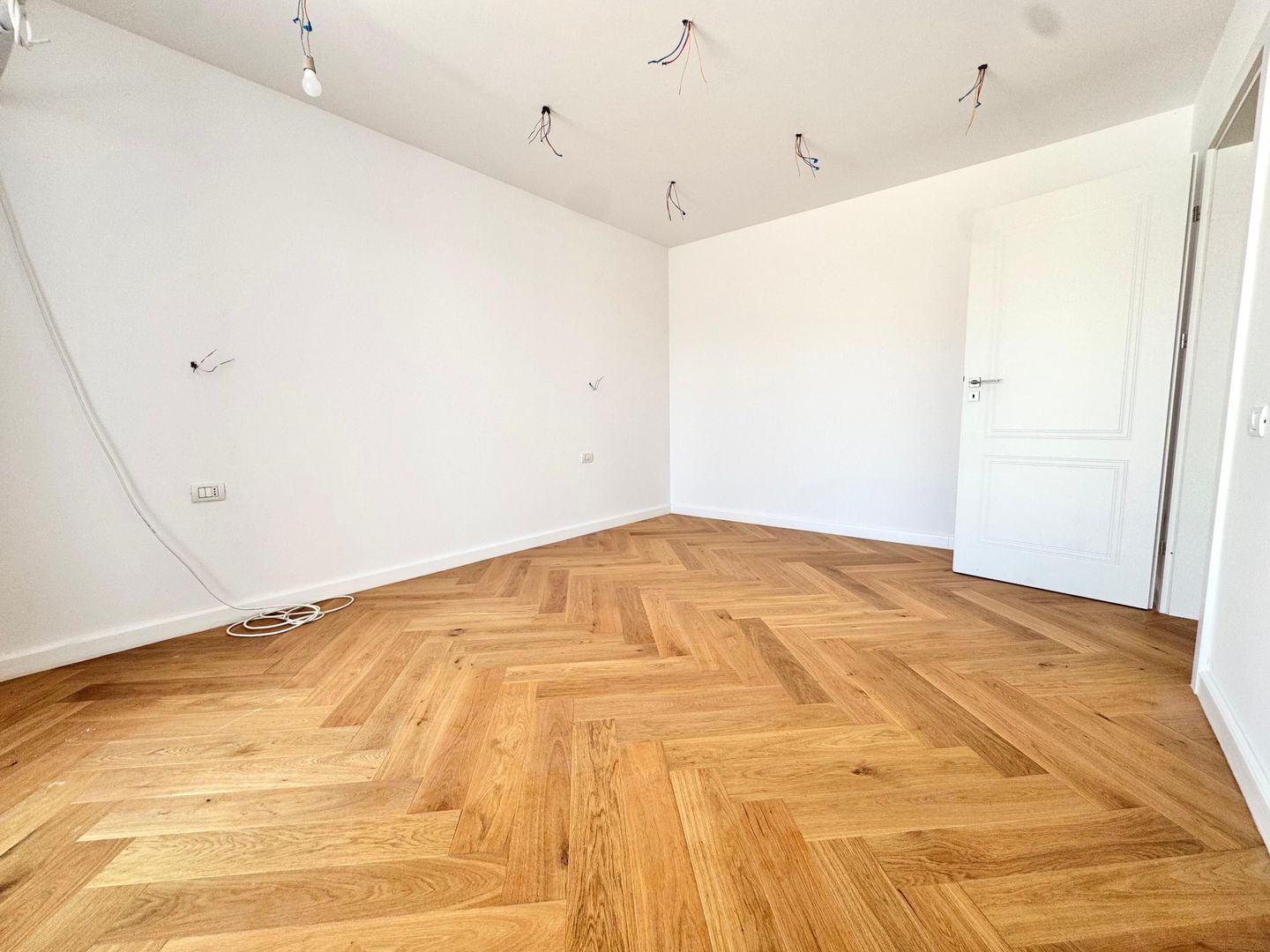 VILA 4 CAMERE - CORBEANCA - 251MP - COMISION 0% - Poză 15