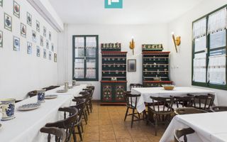 Pensiune 18 Camere cu Restaurant - Cetatea Oradea - Poză 5