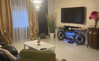 Casă de închiriat în Săcălaz – 199 mp, 4 camere, piscină și terasă - Poză 1