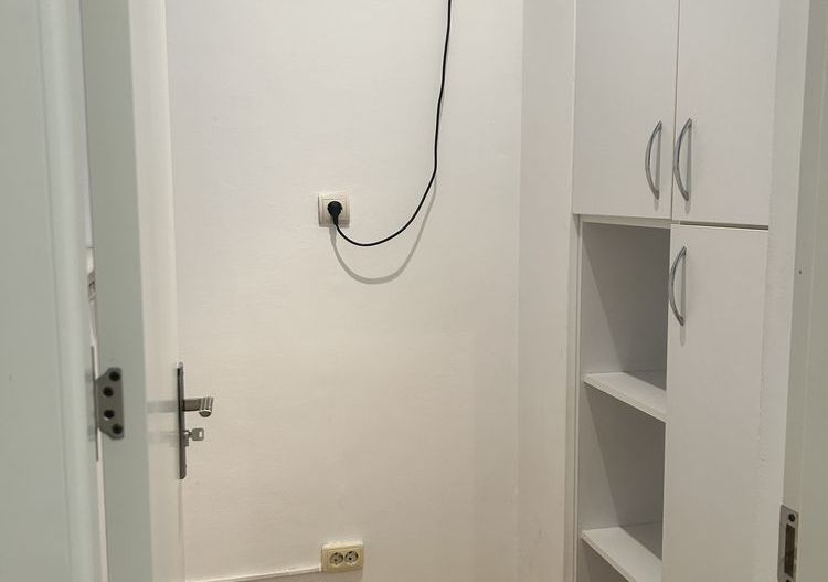 Apartament spatios si mobilat, 2 (doua) camere- piata romana - Poză 6