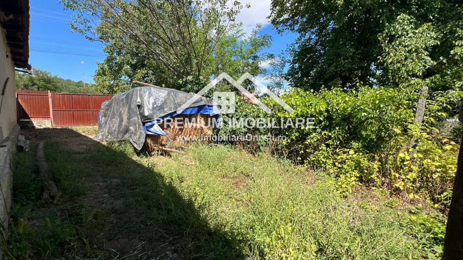 Casa batraneasca cu 1042 mp teren - Poză 8